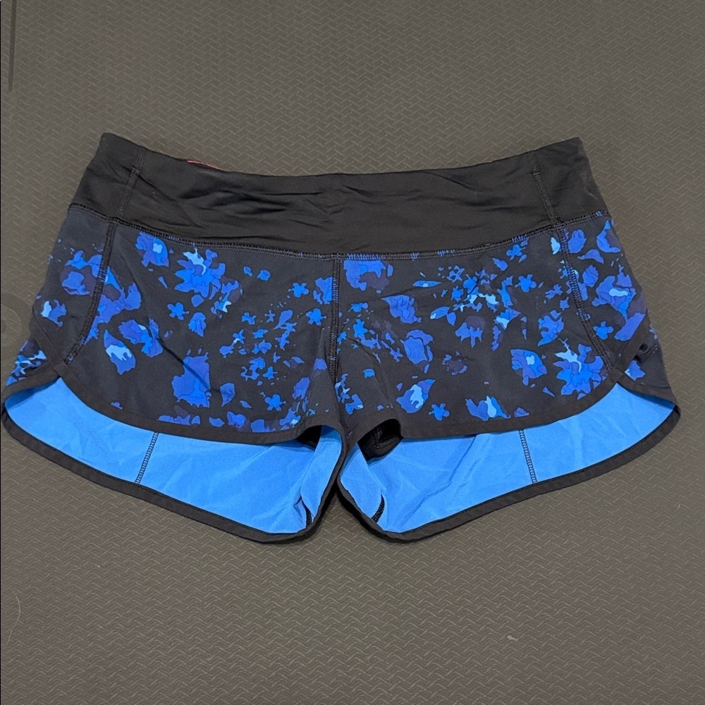 EUC Lululemon Dandy Digie Porcelain Speedy Shorts 5 in Women's Black/Blue Size 8